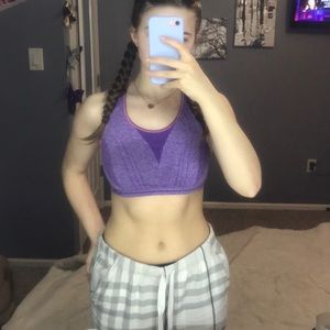 AMAZING purple sports bra